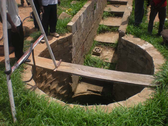 44 Puit pour le mai#111FAAF